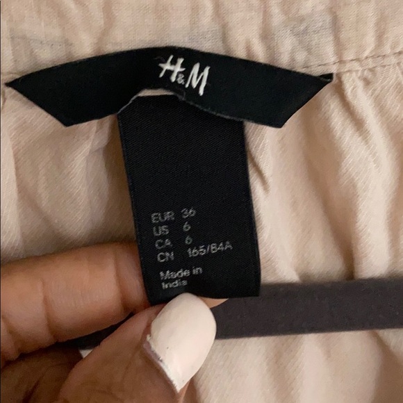 H&M Top - Picture 4 of 5